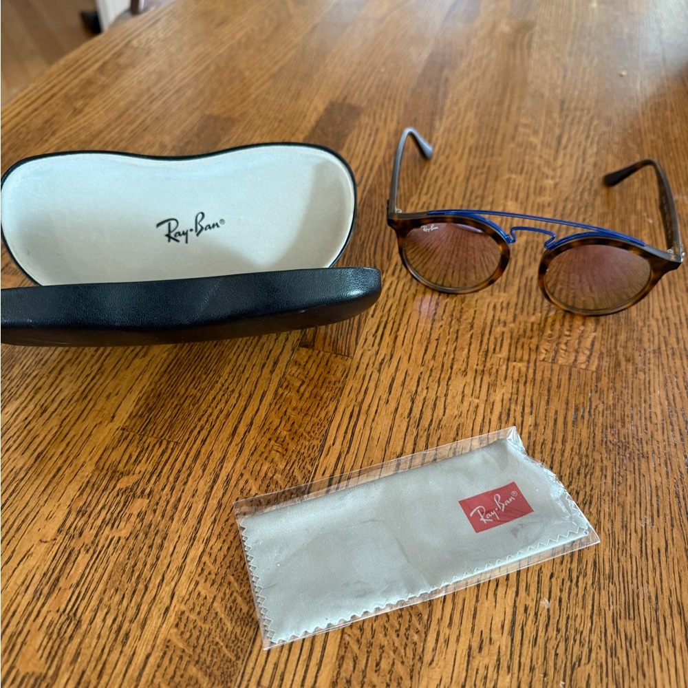 Ray-Ban Brown Sunglasses